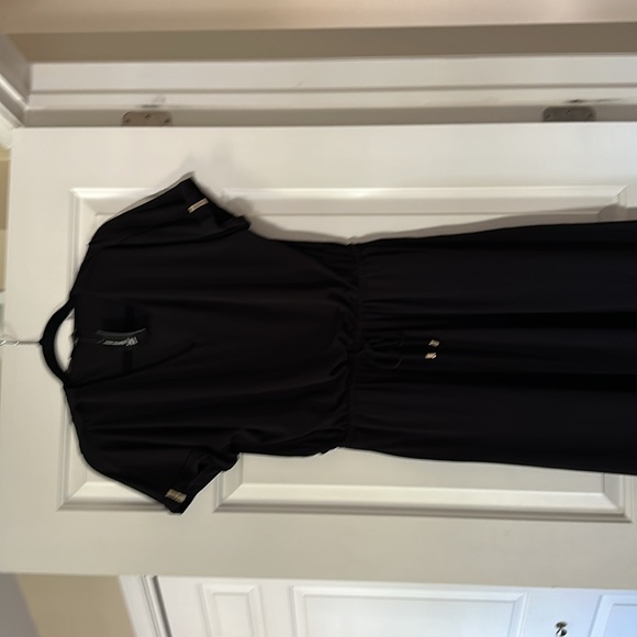 Women’s Maxi Dress NWT - Picture 2 of 4